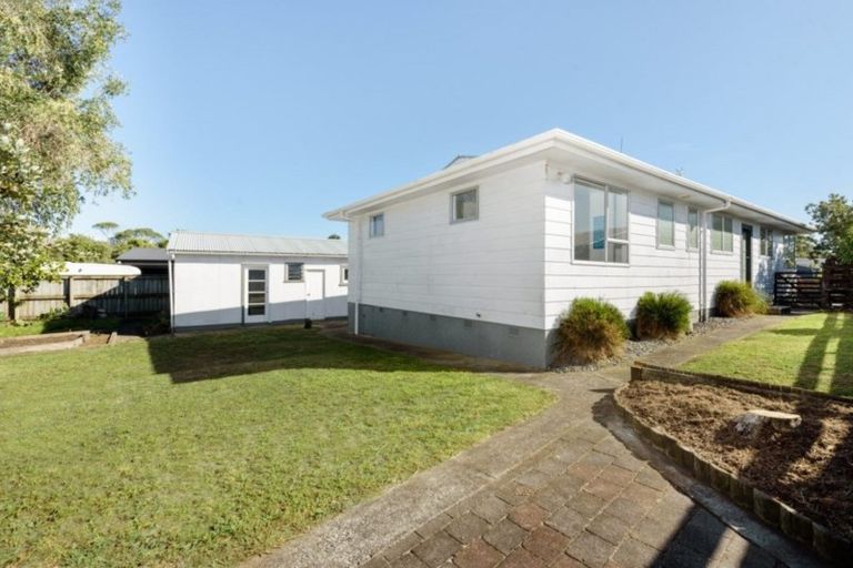 Photo of property in 10 Kinross Place, Mount Maunganui, 3116