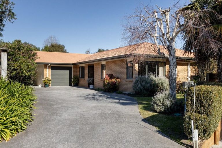 Photo of property in 18 Oteki Park Drive, Welcome Bay, Tauranga, 3112