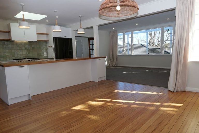 Photo of property in 70a Rimu Road, Raumati Beach, Paraparaumu, 5032