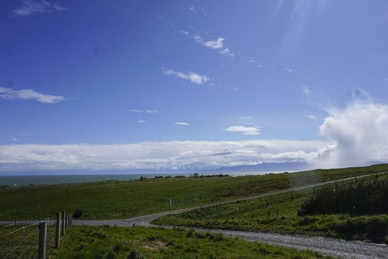 Photo of property in 23 Dudley Street, Orepuki, Riverton, 9881