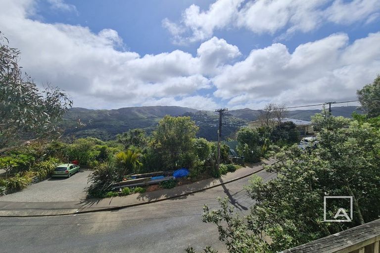 Photo of property in 25 Edgeware Road, Wilton, Wellington, 6012