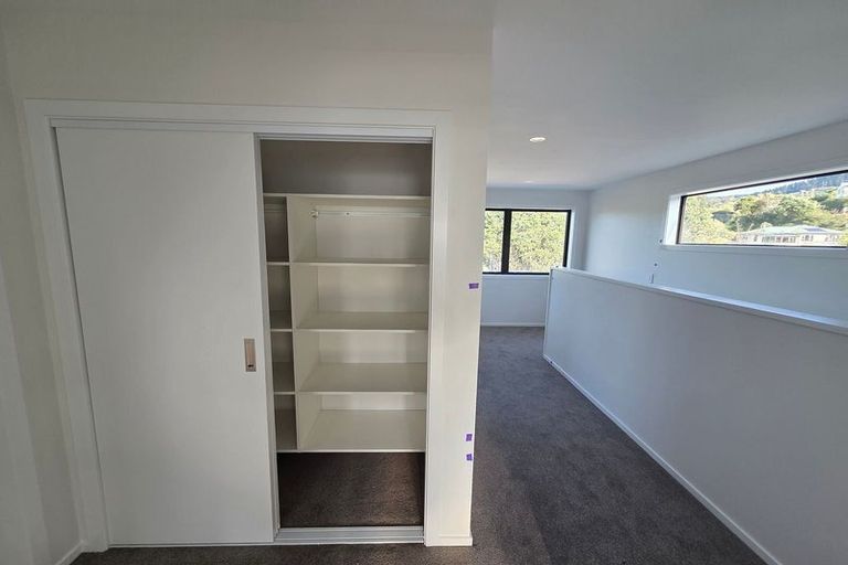 Photo of property in 235 Main Road, Tawa, Wellington, 5028