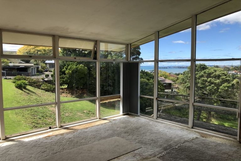 Photo of property in 153 Bleakhouse Road, Mellons Bay, Auckland, 2014