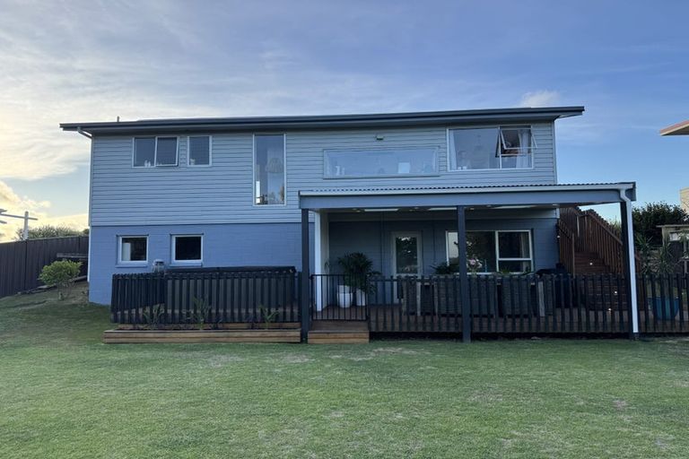 Photo of property in 172 Torkar Road, Clarks Beach, 2122