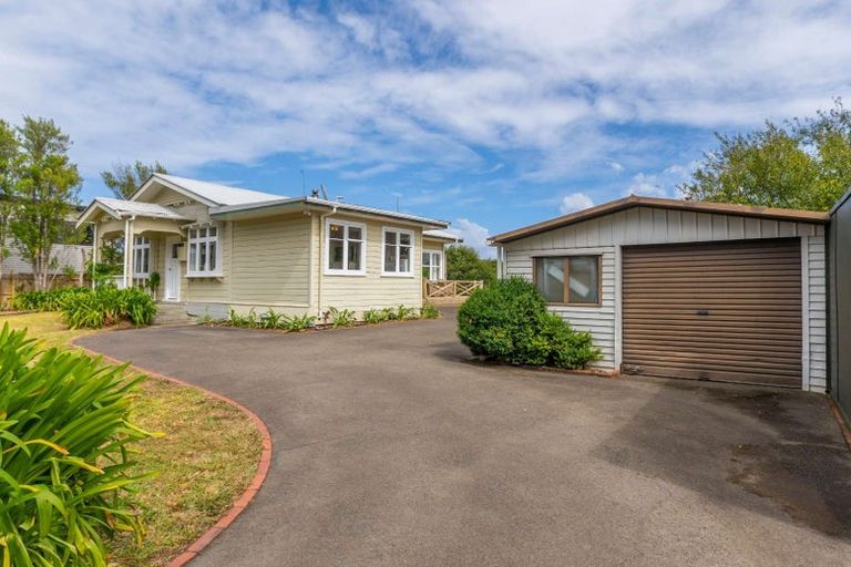 Photo of property in 83 Amohia Street, Paraparaumu, 5032