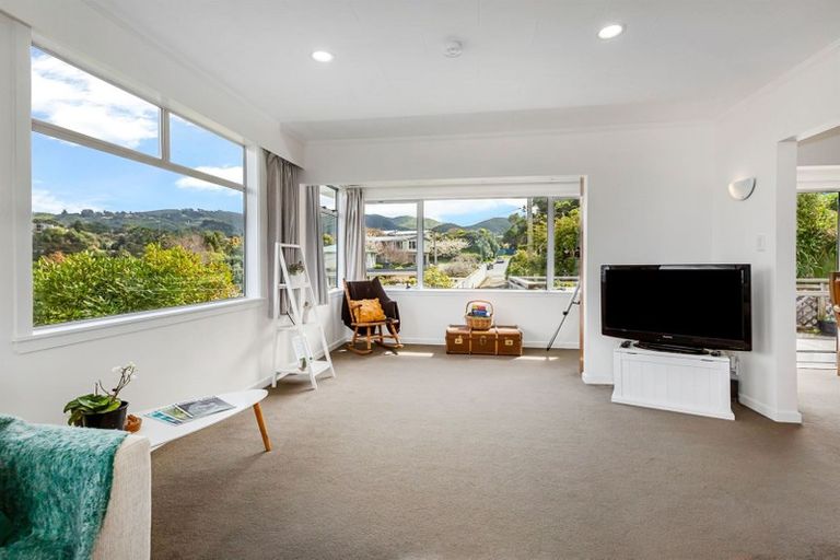 Photo of property in 21 Vista Grove, Kelson, Lower Hutt, 5010