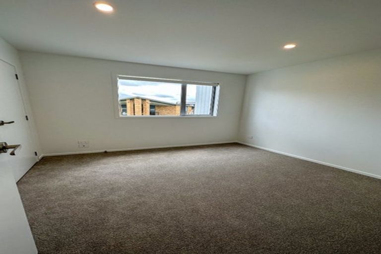 Photo of property in 121 Ngae Place, Mangere East, Auckland, 2024