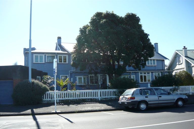 Photo of property in 15 Queens Parade, Devonport, Auckland, 0624