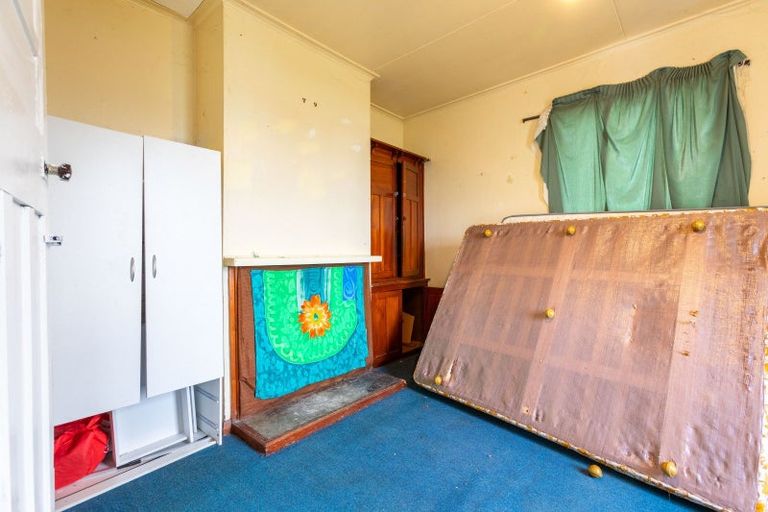 Photo of property in 21 Atkinson Street, Woodville, 4920