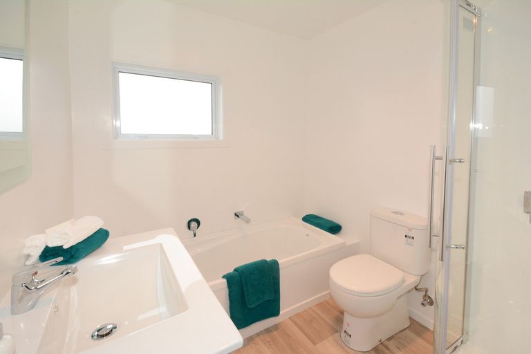 Photo of property in 15 West Avenue, Saint Clair, Dunedin, 9012