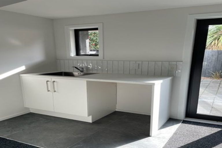 Photo of property in 2/208 Strickland Street, Sydenham, Christchurch, 8023