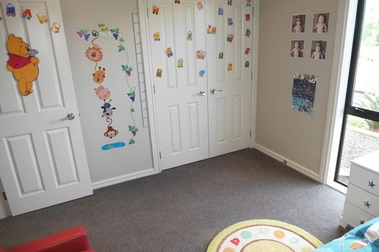 Photo of property in 9 Cottle Heath Close, Manor Park, Lower Hutt, 5019