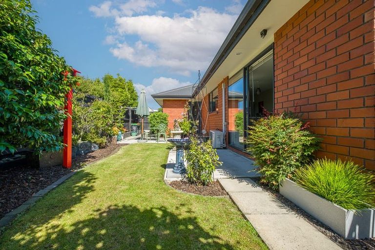 Photo of property in 9 Clinton Lane, Woolston, Christchurch, 8062