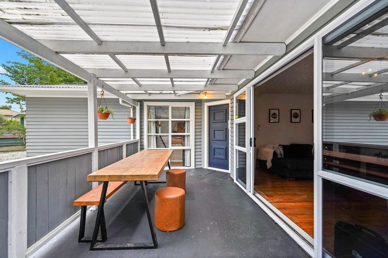 Photo of property in 15 Matthews Crescent, Melville, Hamilton, 3206