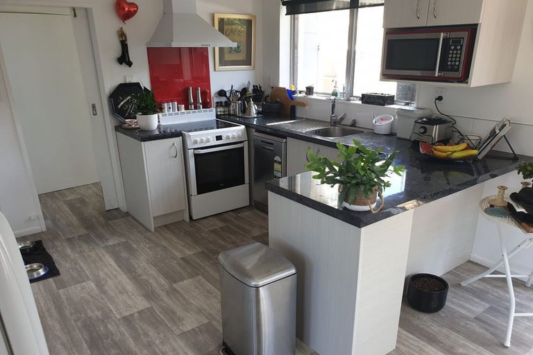 Photo of property in 1/56 Mary Crescent, Elderslea, Upper Hutt, 5018