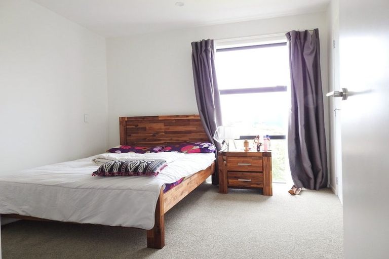 Photo of property in 4/47a Huntington Drive, Huntington Park, Auckland, 2013