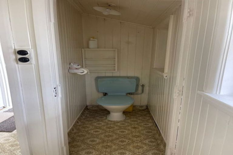 Photo of property in 4 Gibbs Crescent, Wainuiomata, Lower Hutt, 5014