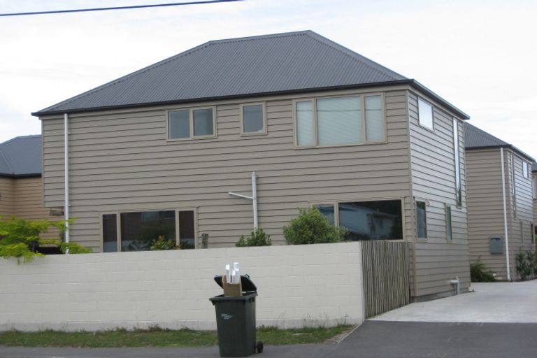 Photo of property in 3/538 Barbadoes Street, Edgeware, Christchurch, 8013