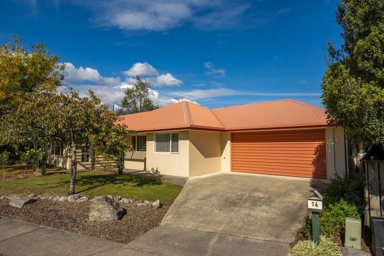 Photo of property in 14 Whiting Drive, Wakefield, 7025