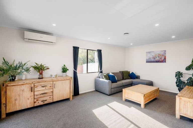 Photo of property in 32a Odlin Crescent, Nawton, Hamilton, 3200