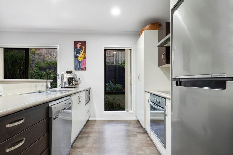 Photo of property in 5 Hillford Place, Welcome Bay, Tauranga, 3175