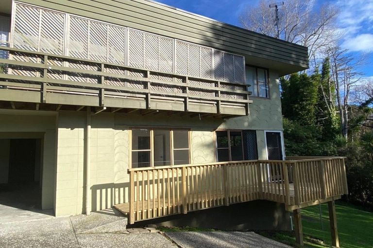 Photo of property in 3/9 Fuchsia Place, Birkdale, Auckland, 0626