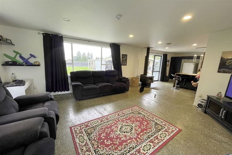 Photo of property in 27 George Street, Pleasant Point, 7903