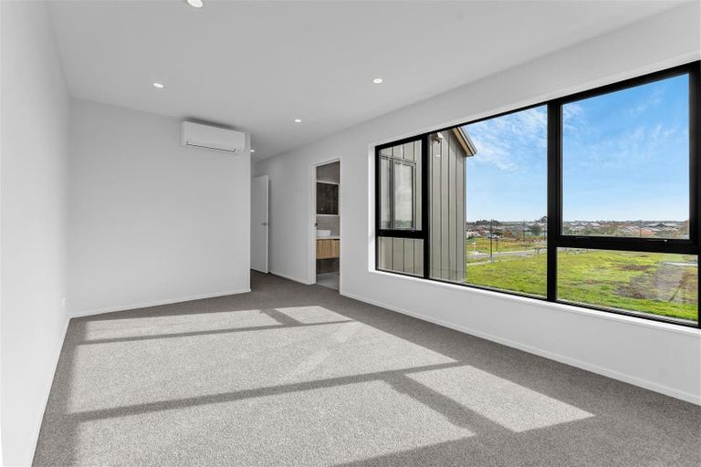 Photo of property in 21 Kiritau Road, Karaka, 2578