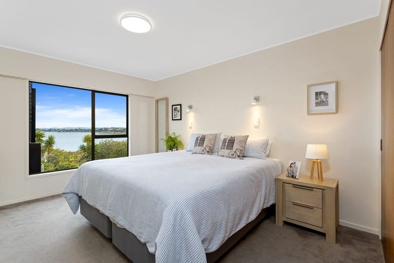 Photo of property in 2/38 Walter Street, Hauraki, Auckland, 0622