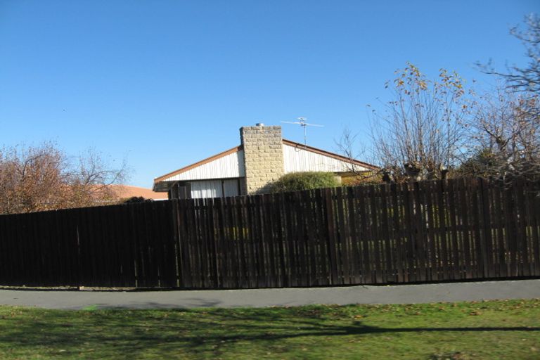 Photo of property in 28 Palmers Road, New Brighton, Christchurch, 8083