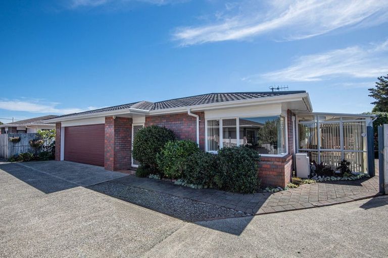 Photo of property in 4/6 Pine Park Road, Onerahi, Whangarei, 0110