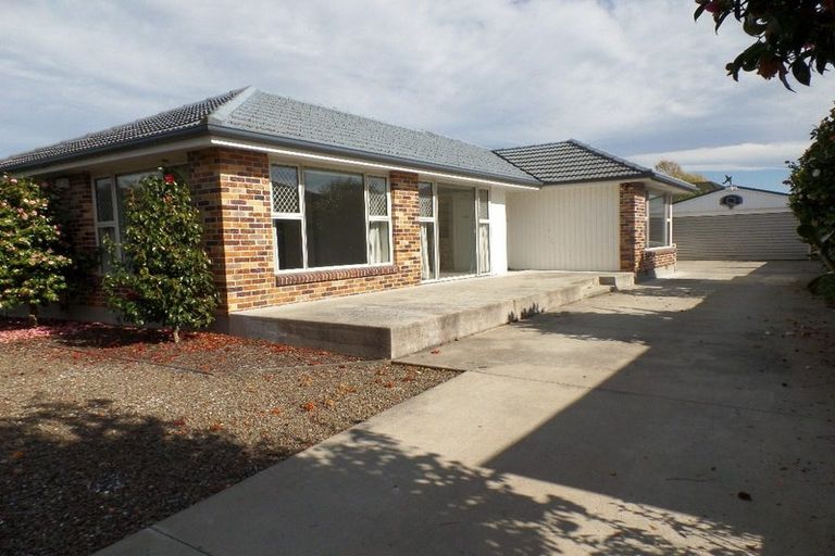 Photo of property in 265 Weston Road, Mairehau, Christchurch, 8052