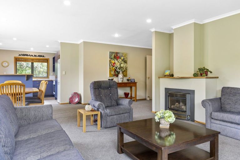 Photo of property in 1/82 Taupo View Road, Taupo, 3330