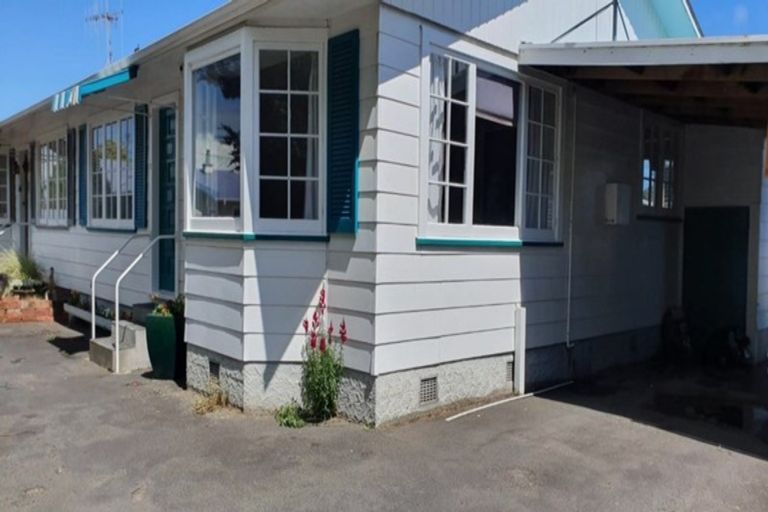 Photo of property in 16 Cambridge Street, Gonville, Whanganui, 4501