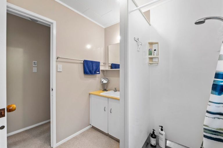 Photo of property in 3a Rossiter Crescent, Lynmouth, New Plymouth, 4310