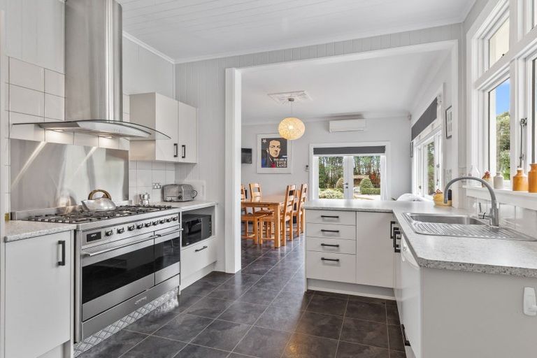 Photo of property in 170 Gladstone Road, Levin, 5571