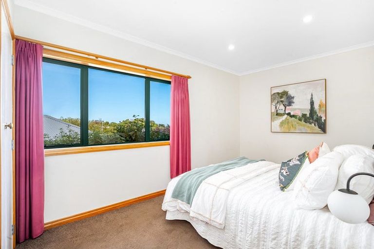 Photo of property in 45 Maungaraki Road, Korokoro, Lower Hutt, 5012