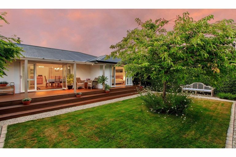 Photo of property in 723 Christchurch Akaroa Road, Tai Tapu, 7672
