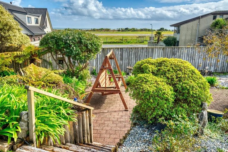 Photo of property in 18 Parfitt Place, Greymouth, 7805