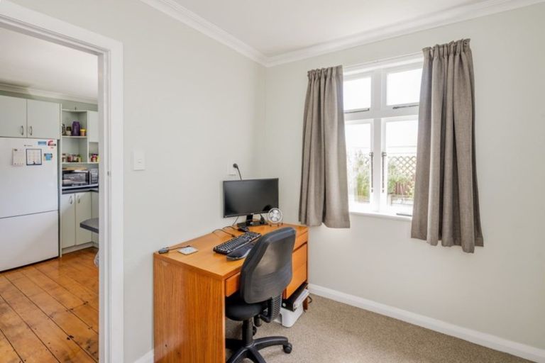 Photo of property in 12 Clark Street, Levin, 5510