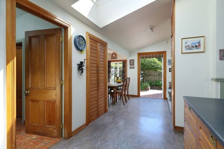 Photo of property in 140 Nile Street, Nelson, 7010