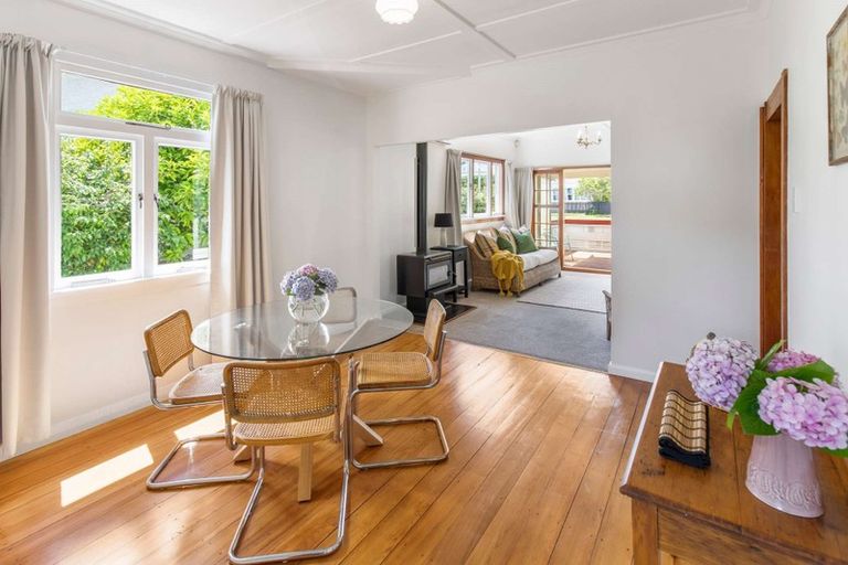 Photo of property in 3 Carlton Avenue, Gonville, Whanganui, 4501