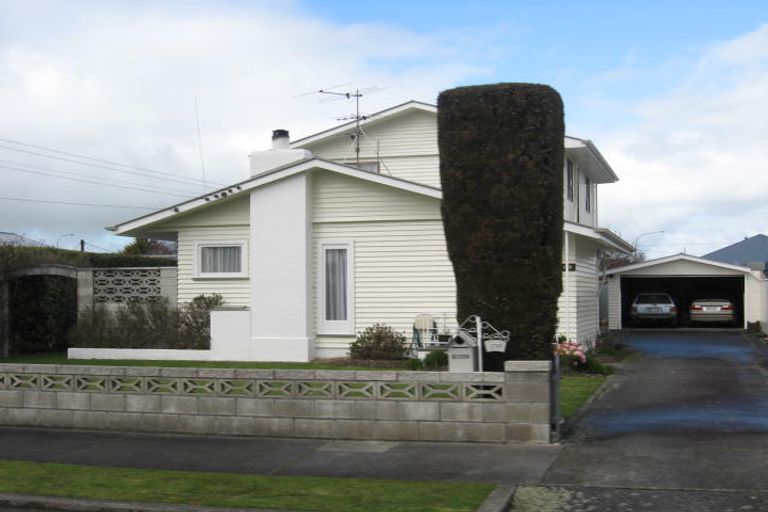 Photo of property in 20 Freyberg Street, Solway, Masterton, 5810