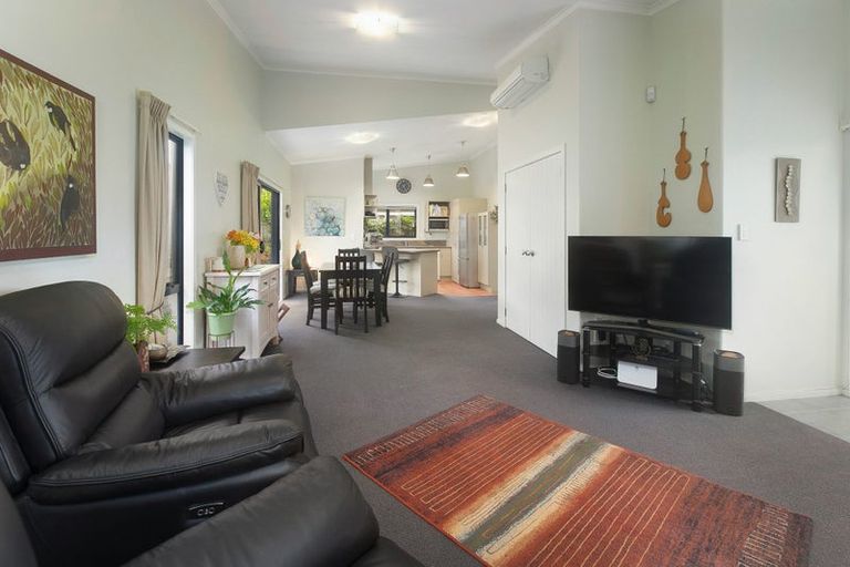 Photo of property in 13a Hillview Road, Waihi Beach, 3611