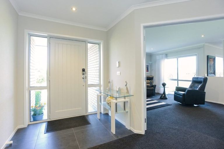 Photo of property in 1 Whakatomo Place, Havelock North, 4130