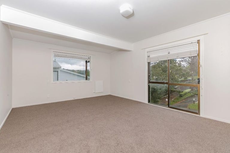 Photo of property in 68 Powrie Street, Glenfield, Auckland, 0629