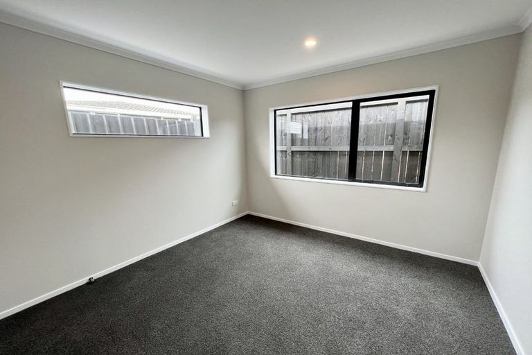 Photo of property in 2/26 Pah Road, Papatoetoe, Auckland, 2025