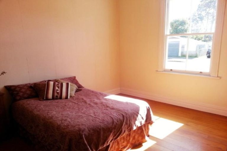 Photo of property in 1 Gaine Street, New Plymouth, 4310