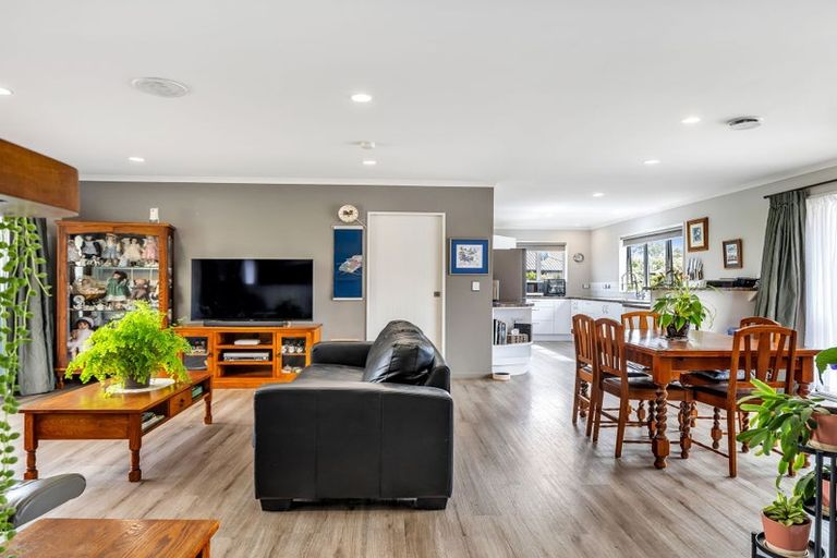 Photo of property in 4/184 Carters Road, Amberley, 7410