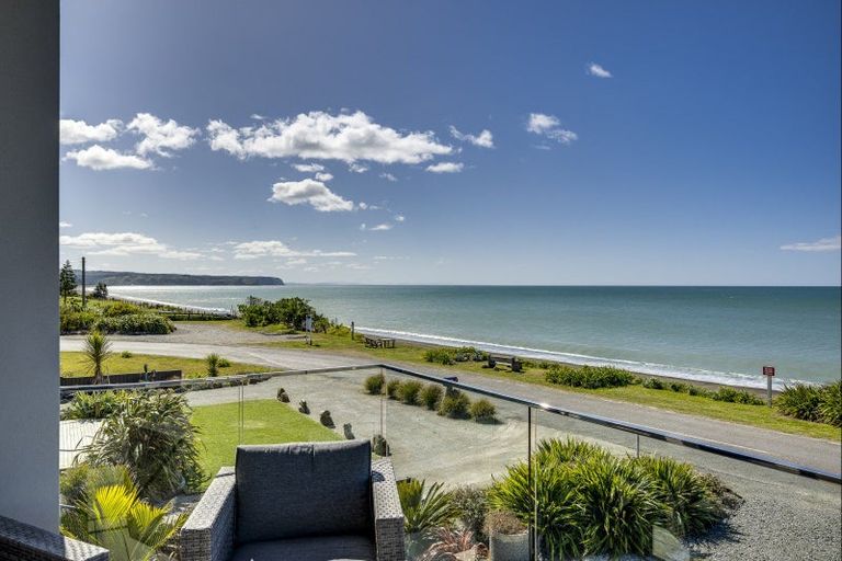 Photo of property in 138 North Shore Road, Eskdale, Napier, 4182